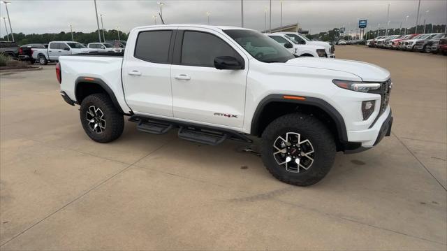 2025 GMC Canyon 4WD AT4