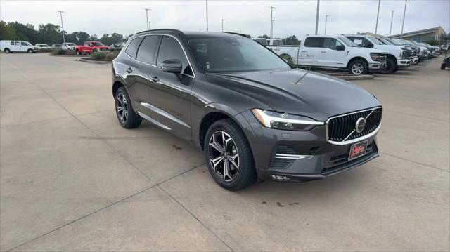 2022 Volvo XC60 B5 Momentum 2022 Volvo XC60 B5 Momentum
