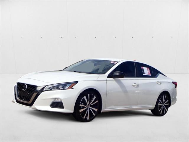2022 Nissan Altima SR FWD 2022 Nissan Altima SR FWD