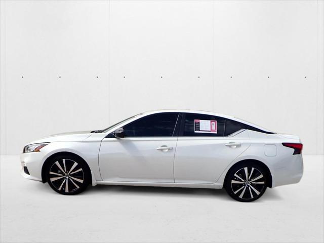 2022 Nissan Altima SR FWD 2022 Nissan Altima SR FWD
