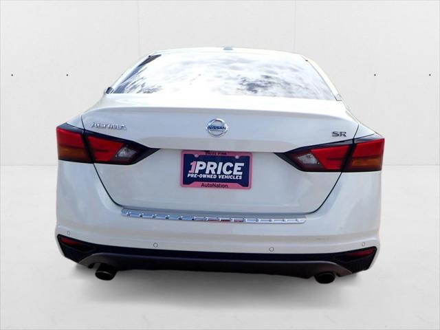 2022 Nissan Altima SR FWD 2022 Nissan Altima SR FWD