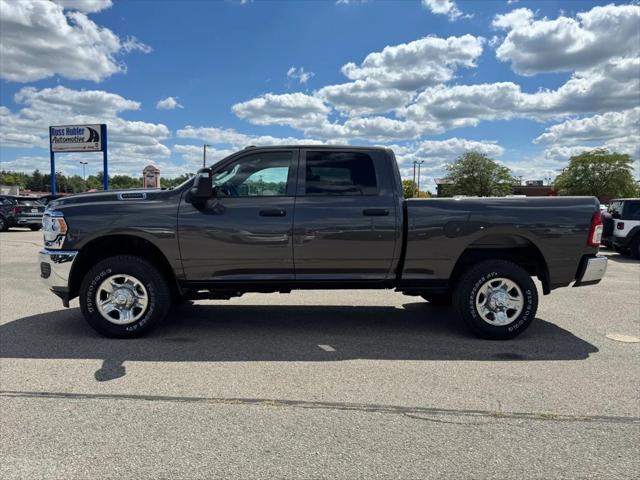2024 RAM 2500 Tradesman Crew Cab 4x4 64 Box