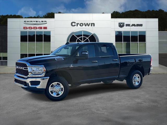 2023 RAM 3500 Tradesman Crew Cab 4x4 64 Box 2023 RAM 3500 Tradesman Crew Cab 4x4 64 Box