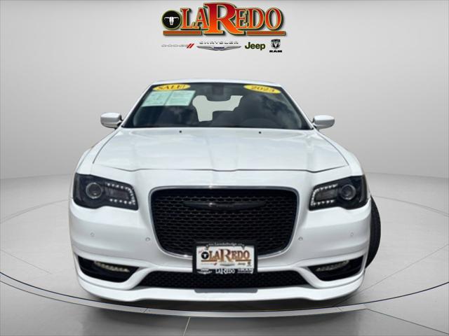2023 Chrysler 300 Touring L