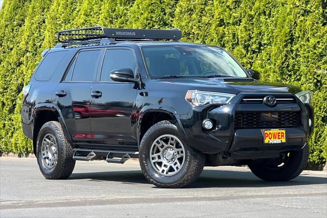 2020 Toyota 4Runner SR5 2020 Toyota 4Runner SR5
