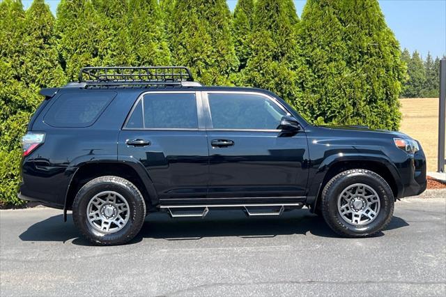 2020 Toyota 4Runner SR5 2020 Toyota 4Runner SR5
