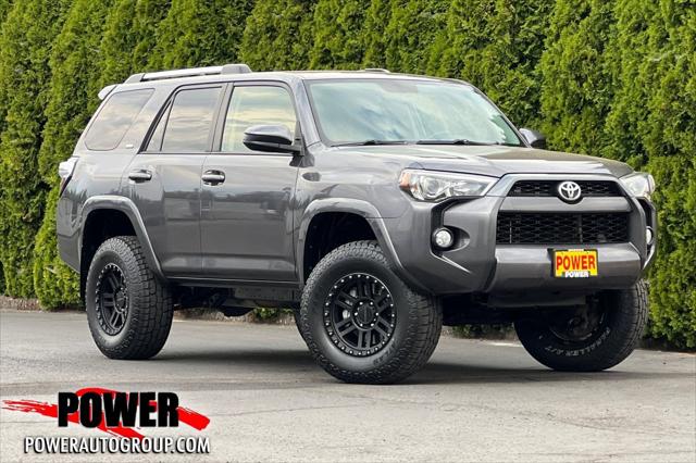 2019 Toyota 4Runner SR5 2019 Toyota 4Runner SR5