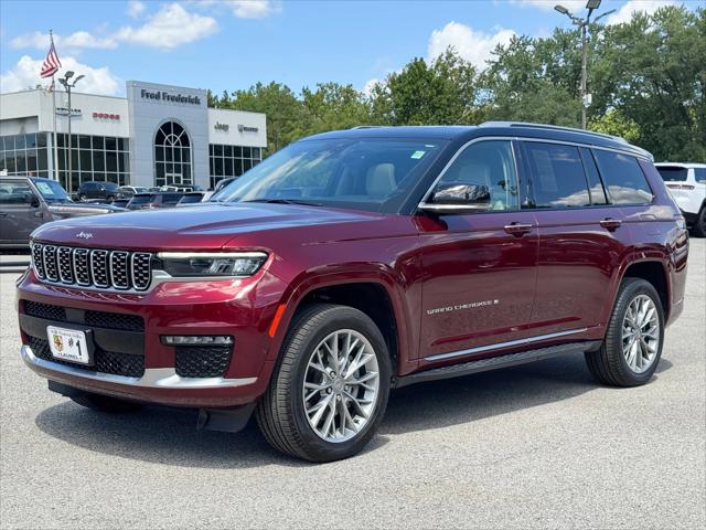 2022 Jeep Grand Cherokee L Summit 4x4 2022 Jeep Grand Cherokee L Summit 4x4