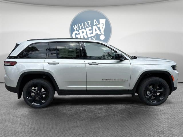 2025 Jeep Grand Cherokee GRAND CHEROKEE ALTITUDE X 4X4 2025 Jeep Grand Cherokee GRAND CHEROKEE ALTITUDE X 4X4