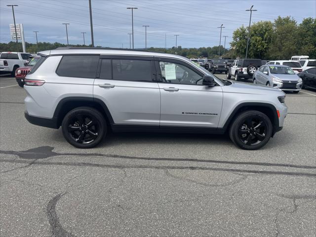 2023 Jeep Grand Cherokee L Altitude 4x4 2023 Jeep Grand Cherokee L Altitude 4x4