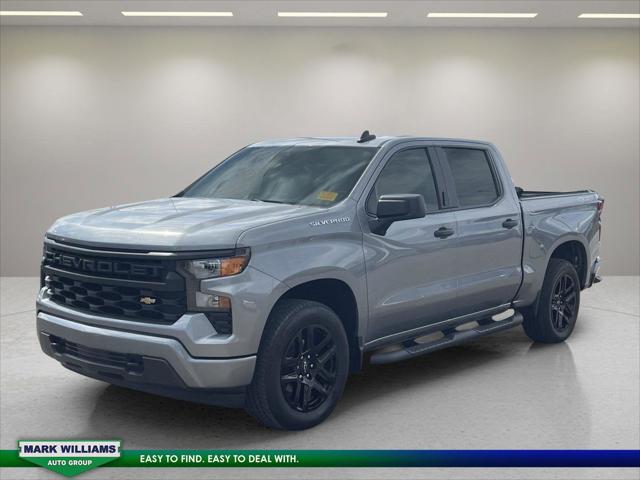 2023 Chevrolet Silverado 1500 4WD Crew Cab Short Bed Custom 2023 Chevrolet Silverado 1500 4WD Crew Cab Short Bed Custom