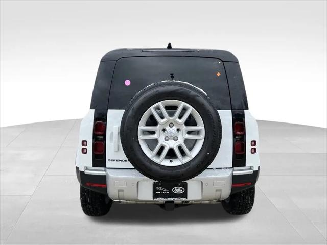 2025 Land Rover Defender 110 P300