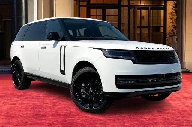 2025 Land Rover Range Rover P530 SE 7 Seat