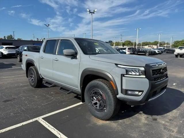 2025 Nissan Frontier Crew Cab PRO-4X 4x4