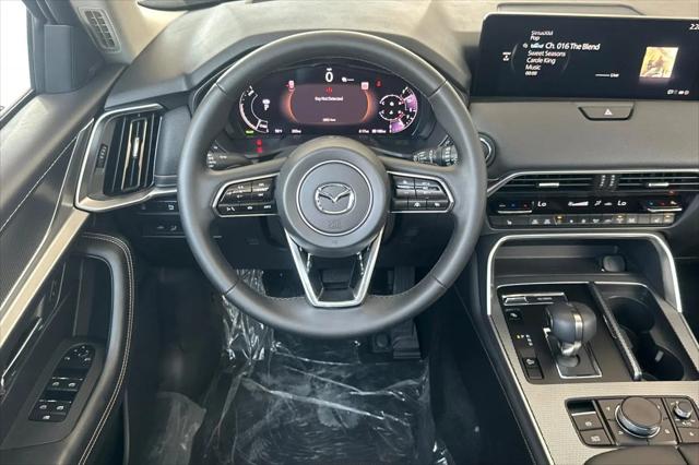 2025 Mazda X-90 Premium Sport
