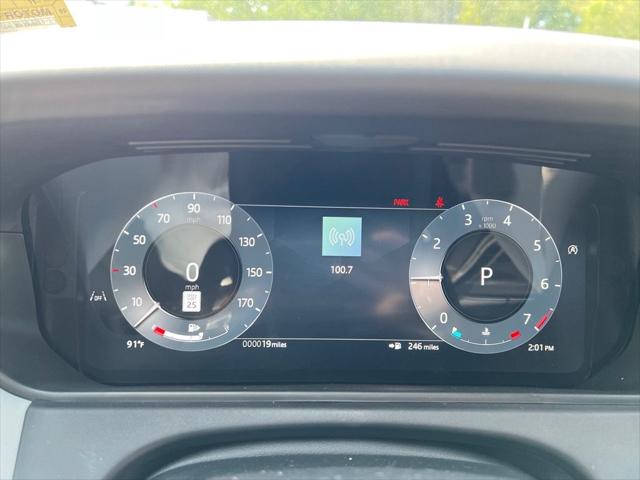 2026 Land Rover Range Rover Velar P250 Dynamic SE