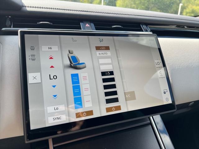 2026 Land Rover Range Rover Velar P250 Dynamic SE
