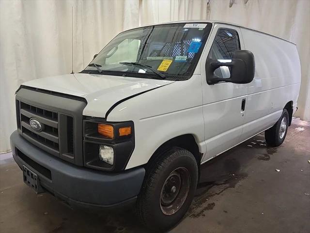 2014 Ford E-350 Super Duty Commercial