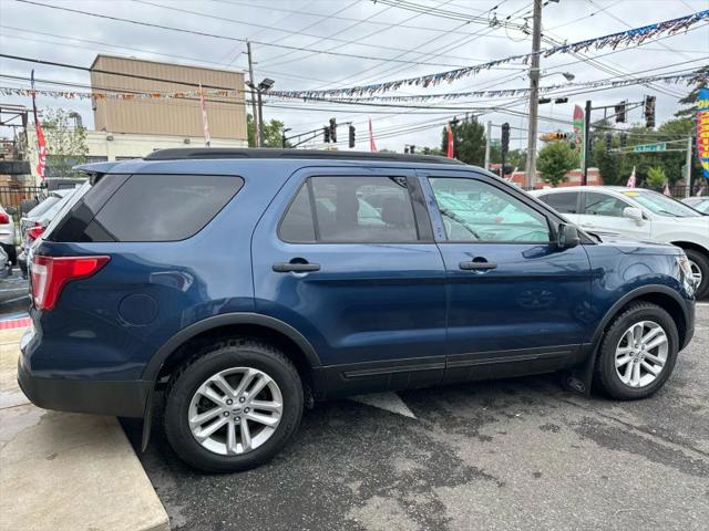 2017 Ford Explorer Base