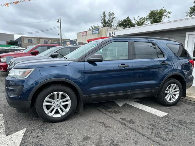 2017 Ford Explorer Base