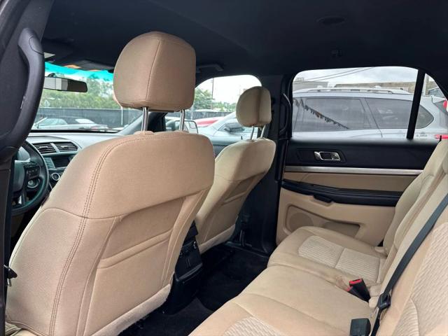 2017 Ford Explorer Base