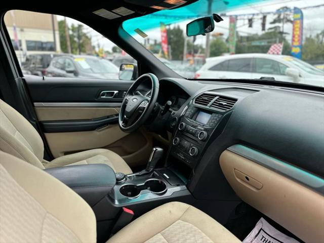 2017 Ford Explorer Base