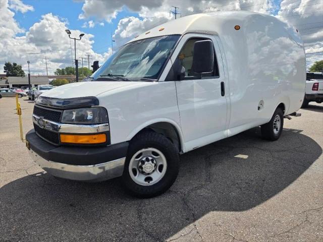 2015 Chevrolet Express Cutaway 3500 for sale in Wayne, MI