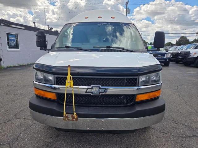 2015 Chevrolet Express Cutaway 3500