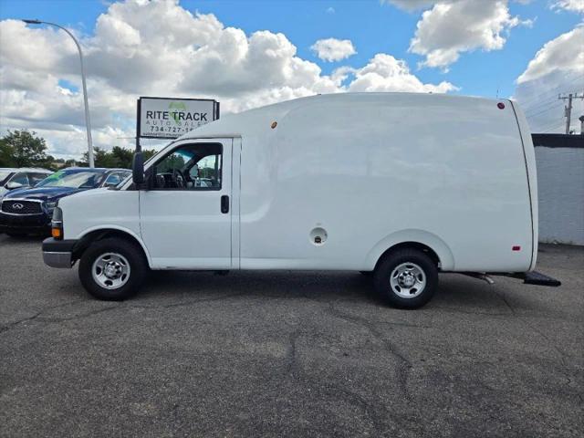 2015 Chevrolet Express Cutaway 3500