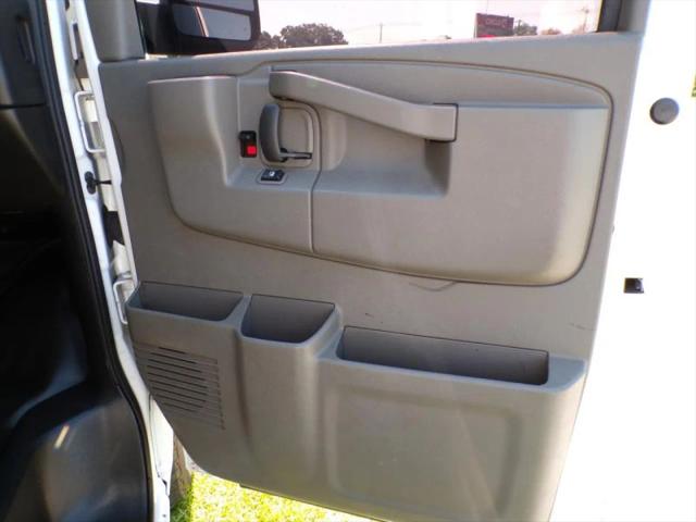 2022 Chevrolet Express Cargo Van RWD 2500 Regular Wheelbase WT