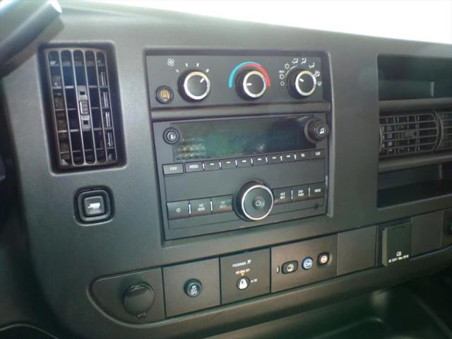 2022 Chevrolet Express Cargo Van RWD 2500 Regular Wheelbase WT