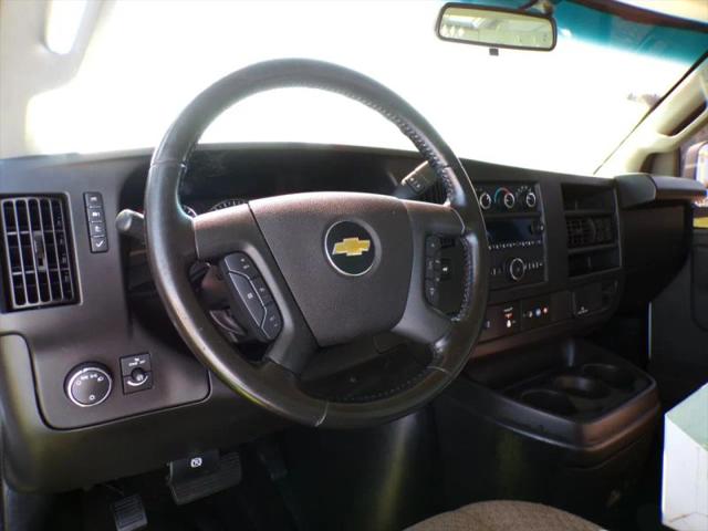 2022 Chevrolet Express Cargo Van RWD 2500 Regular Wheelbase WT