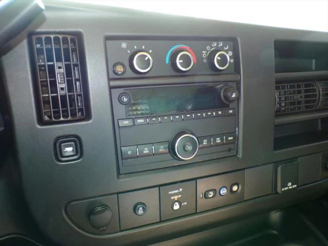 2022 Chevrolet Express Cargo Van RWD 2500 Regular Wheelbase WT