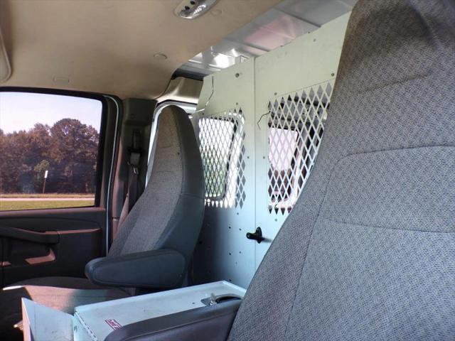 2022 Chevrolet Express Cargo Van RWD 2500 Regular Wheelbase WT