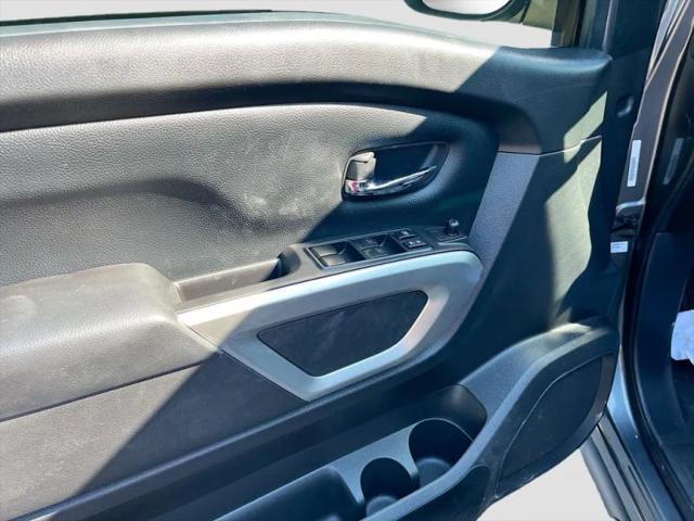 2021 Nissan Titan Crew Cab SV 4x4