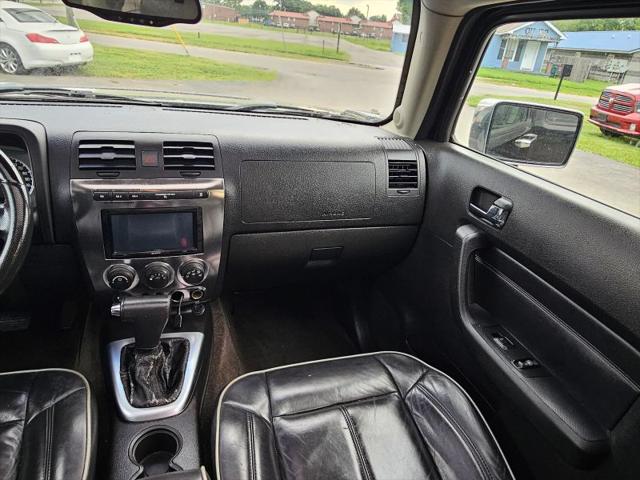 2006 HUMMER H3 Base