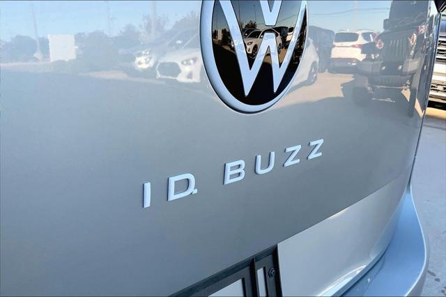 2025 Volkswagen ID. Buzz Pro S Plus