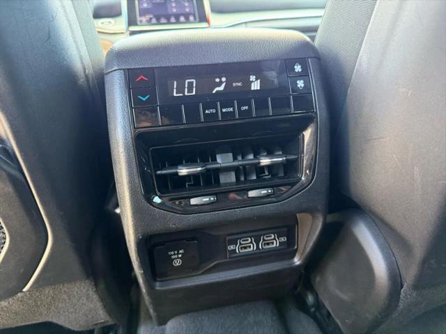 2024 Jeep Grand Cherokee L Altitude 4x4