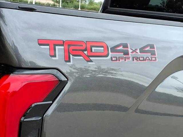 2026 Toyota Tundra SR5 CrewMax 5.5' Bed