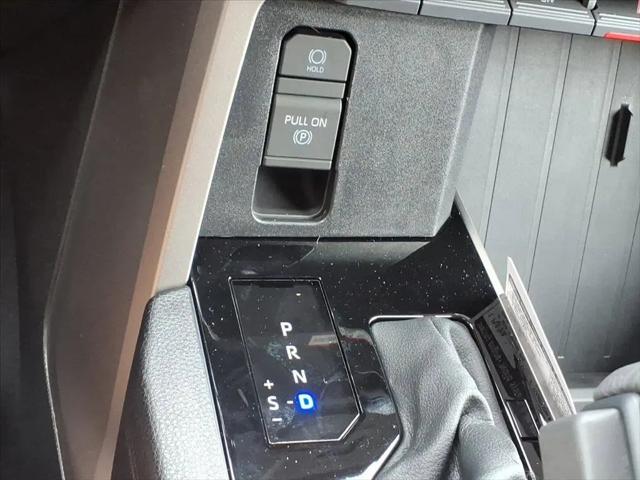 2026 Toyota Tundra SR5 CrewMax 5.5' Bed