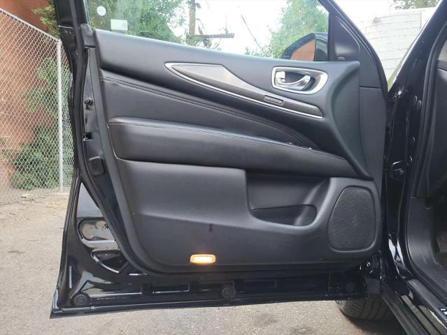 2019 INFINITI QX60 LUXE