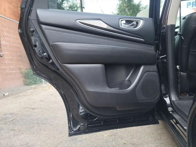 2019 INFINITI QX60 LUXE