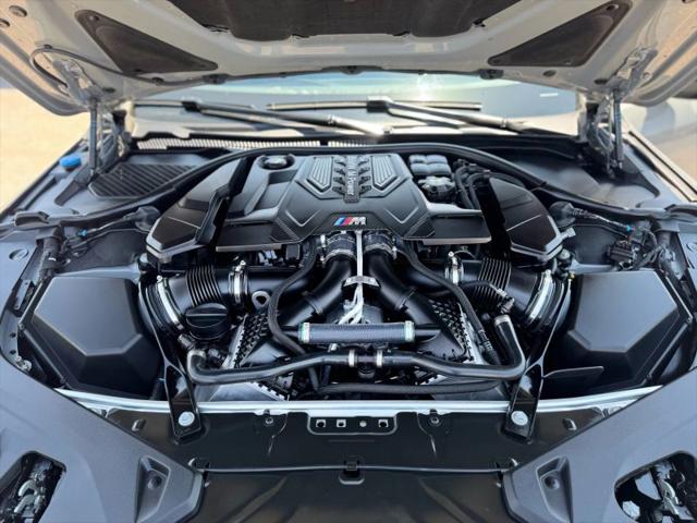 2022 BMW M8 Competition