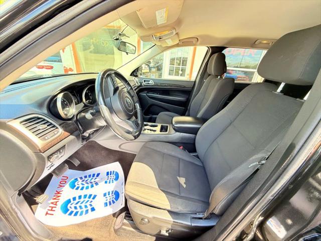 2011 Jeep Grand Cherokee Laredo