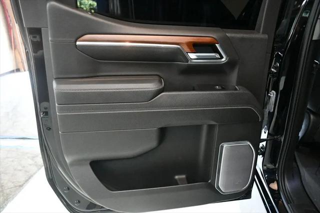 2023 GMC Sierra 1500 4WD Crew Cab Short Box Denali