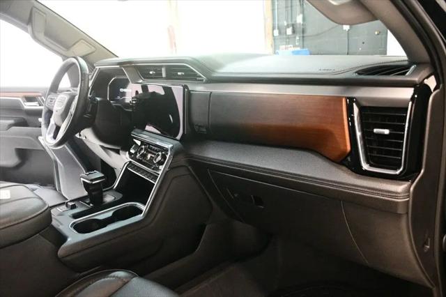 2023 GMC Sierra 1500 4WD Crew Cab Short Box Denali