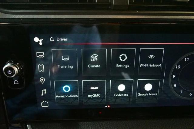 2023 GMC Sierra 1500 4WD Crew Cab Short Box Denali