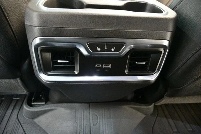 2023 GMC Sierra 1500 4WD Crew Cab Short Box Denali