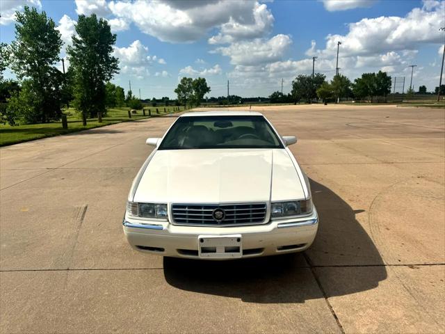 2001 Cadillac Eldorado ESC
