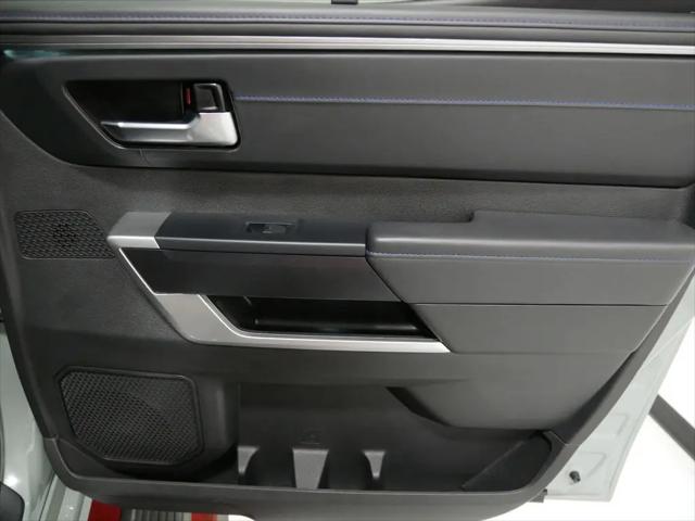 2025 Toyota Tundra Platinum Hybrid CrewMax 5.5' Bed